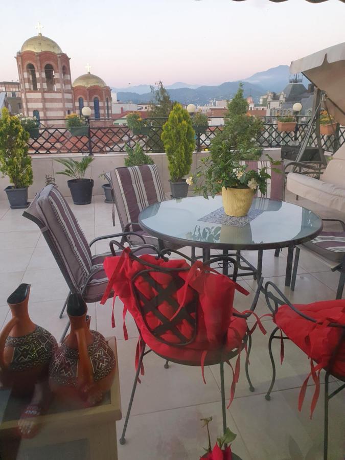 Piazza Batumi Guesthouse Ngoại thất bức ảnh